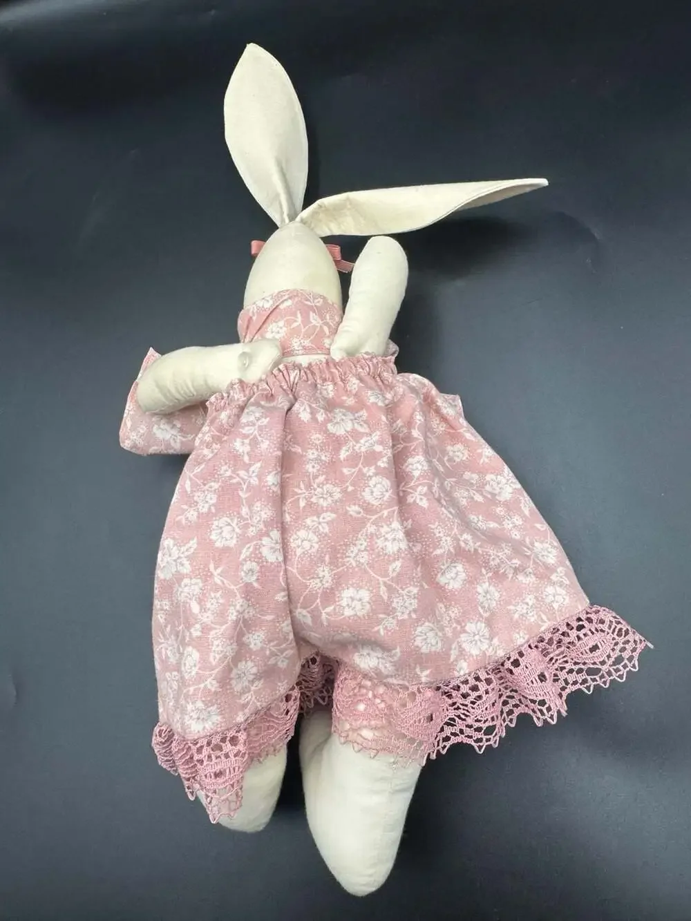 Handmade Folk Art Rabbit Family Cloth Dolls Set of 3 Cottagecore - Picture 7 of 7